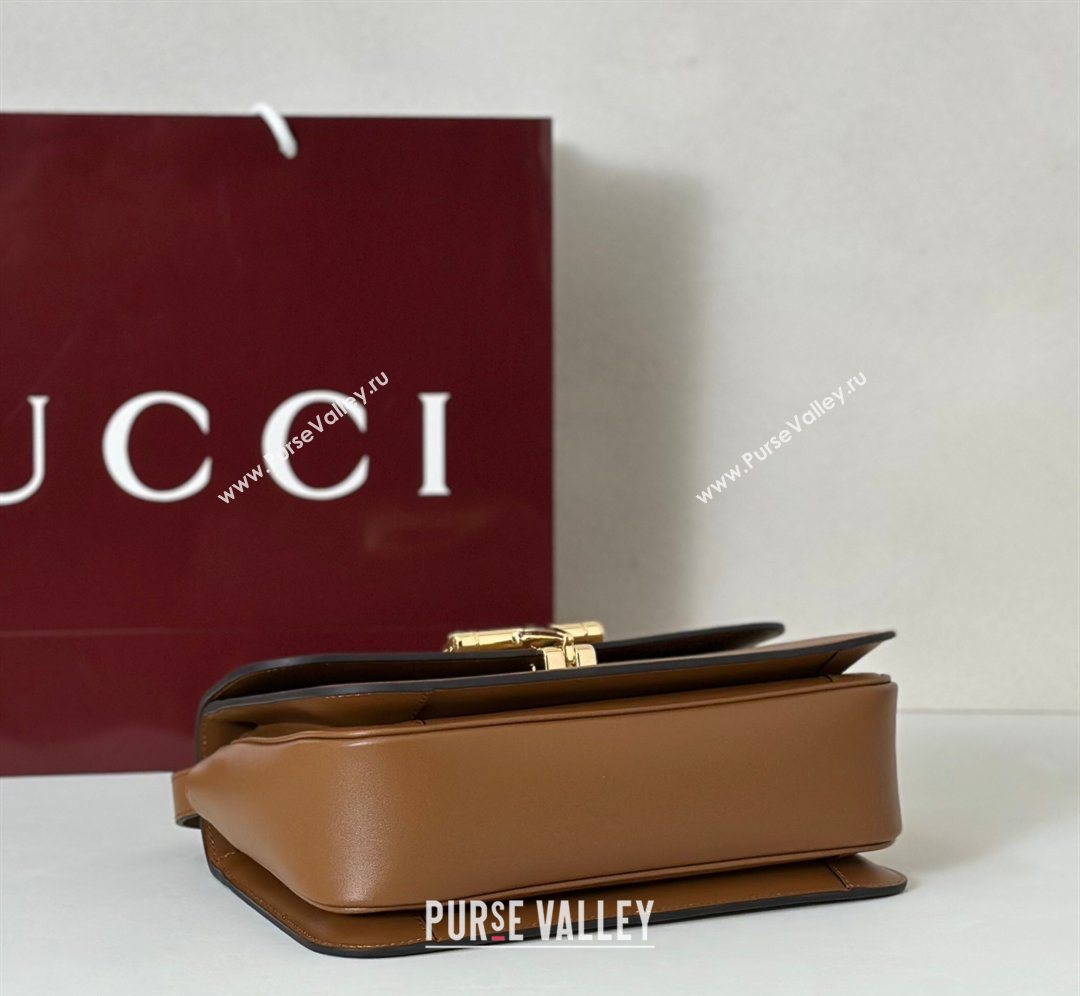 Gucci Siena Leather medium top handle bag with Half Horsebit Brown 2026 855535 (DLH-260128011)