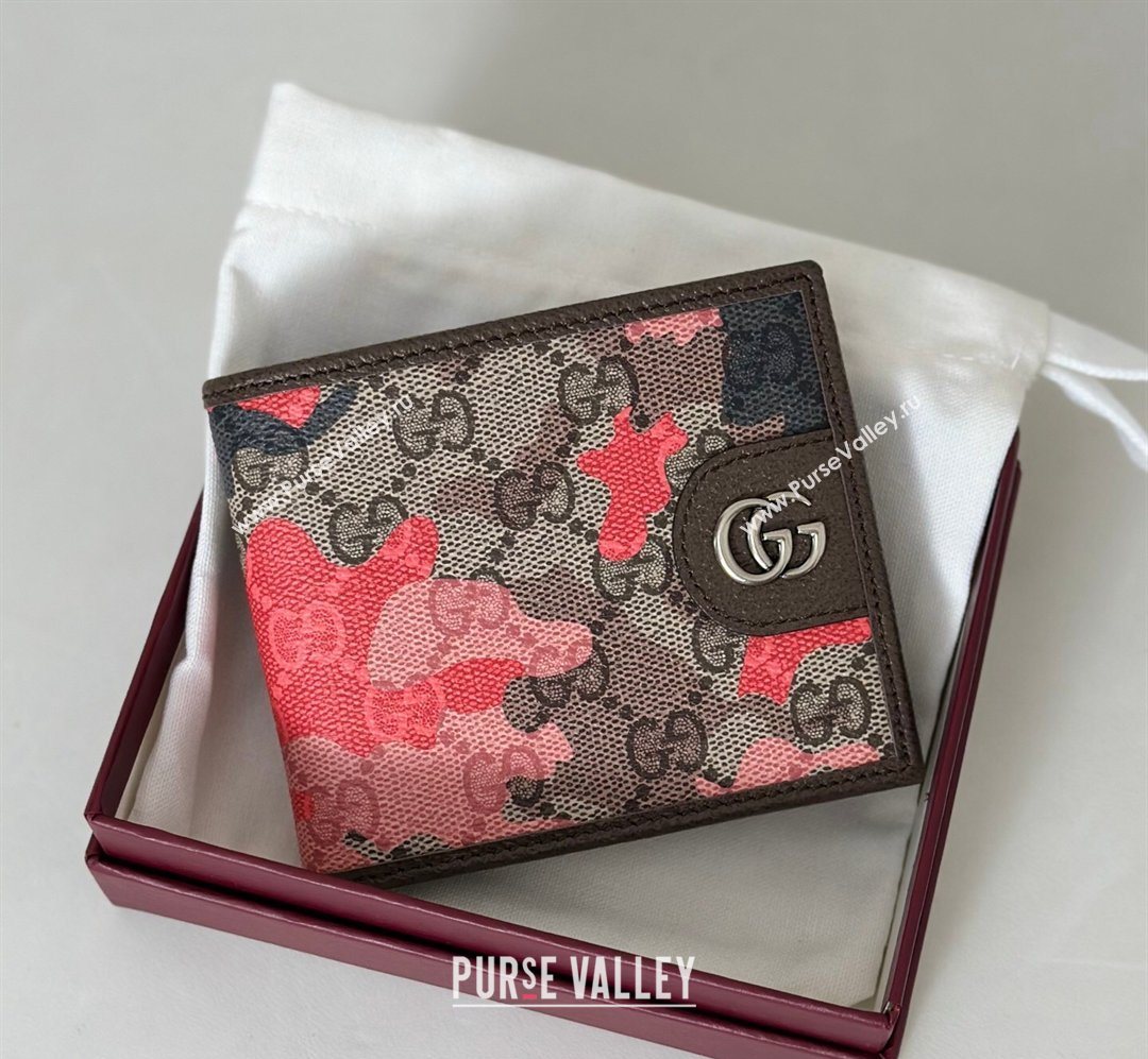 Gucci Bi-fold Wallet in Camouflage GG Fabric Pink/Red 2026 834271 (DLH-260128097)