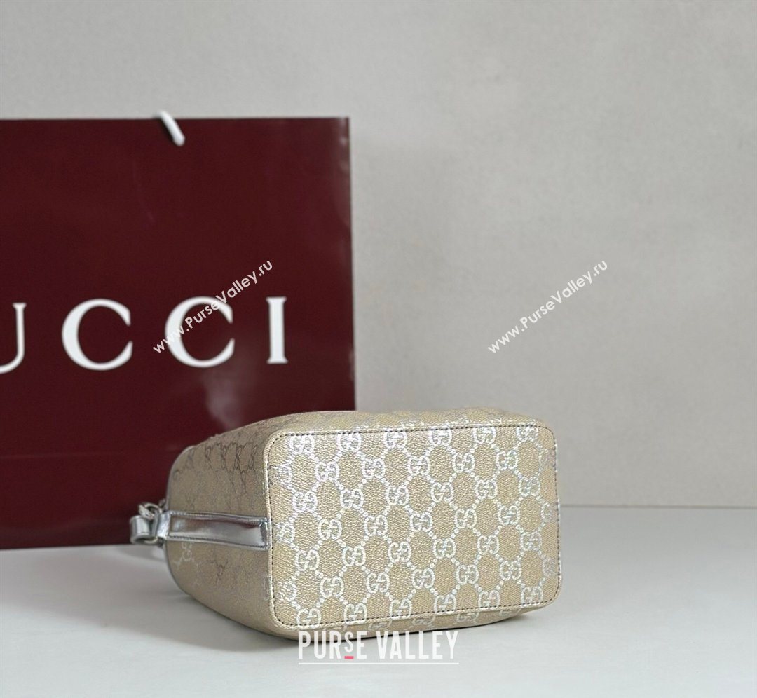 Gucci GG Canvas Emblem Small Bucket Bag 815118 Silver 2026 (DLH-260128150)