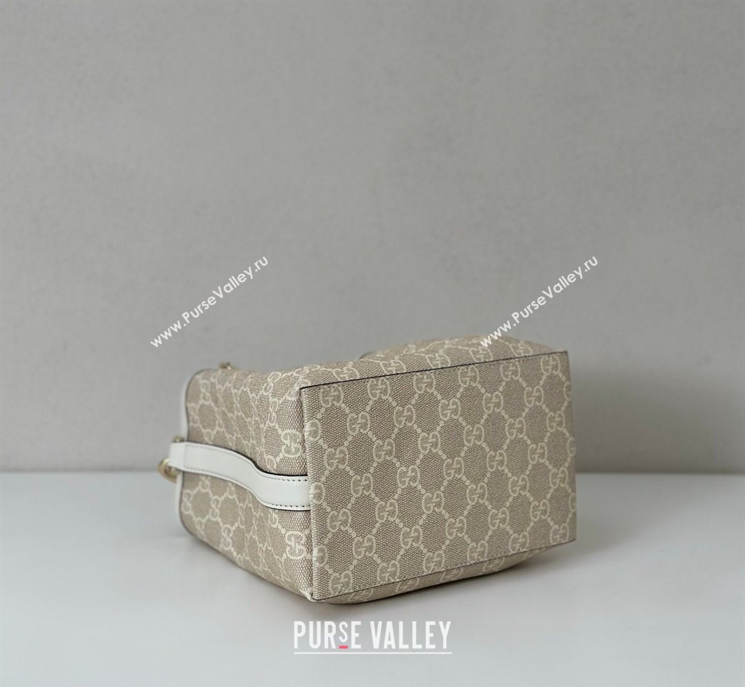 Gucci GG Canvas Emblem Small Bucket Bag 815118 White 2026 (DLH-260128152)