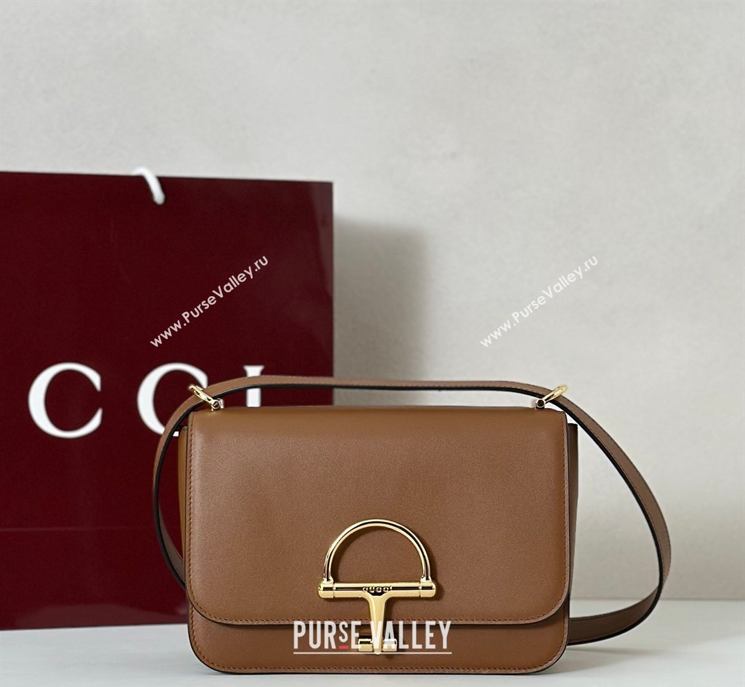 Gucci Siena small shoulder bag in Leather with Oversized Half Horsebit Brown 2025 846705 (DLH-260128158)