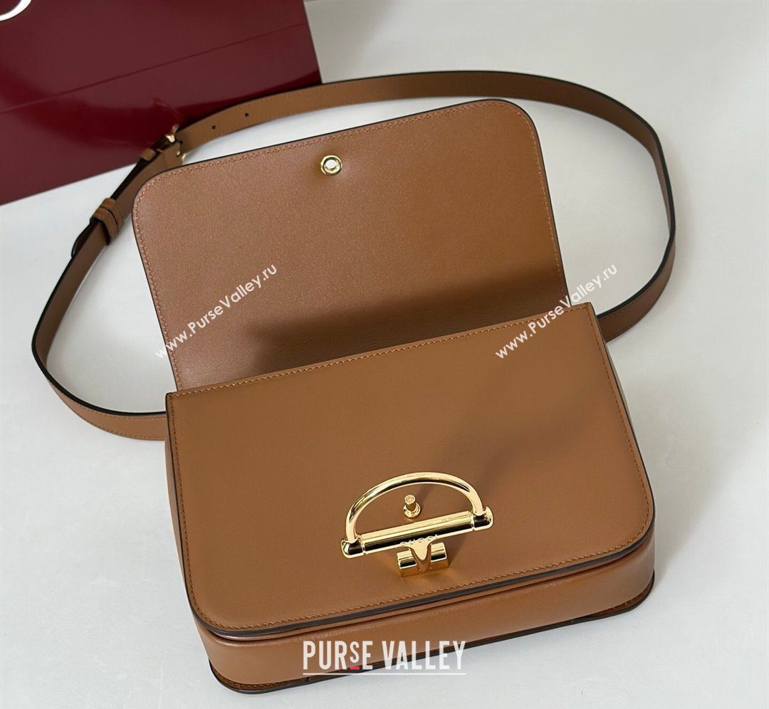 Gucci Siena small shoulder bag in Leather with Oversized Half Horsebit Brown 2025 846705 (DLH-260128158)