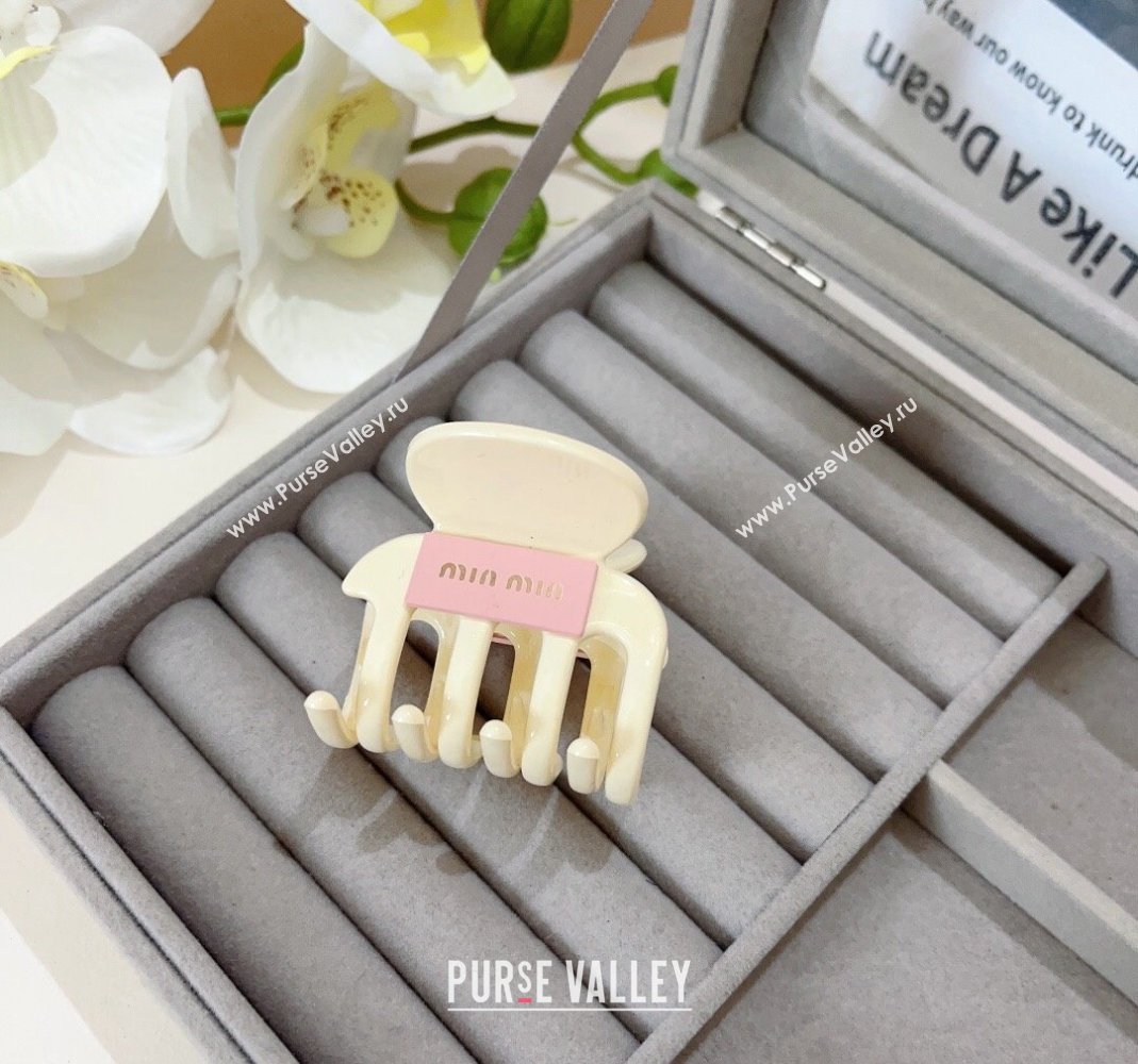 Miu Miu Hair Clip White/Black/Red 2024 0513 (A-240514011)