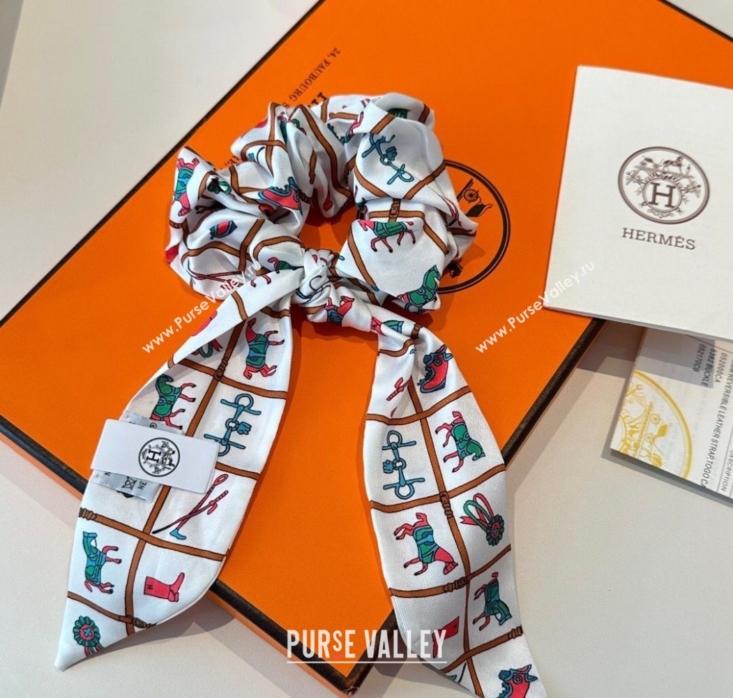 Hermes HorseTwilly Silk Bandeau and Hairring Set White 2025 0724 (XMN-250724013)