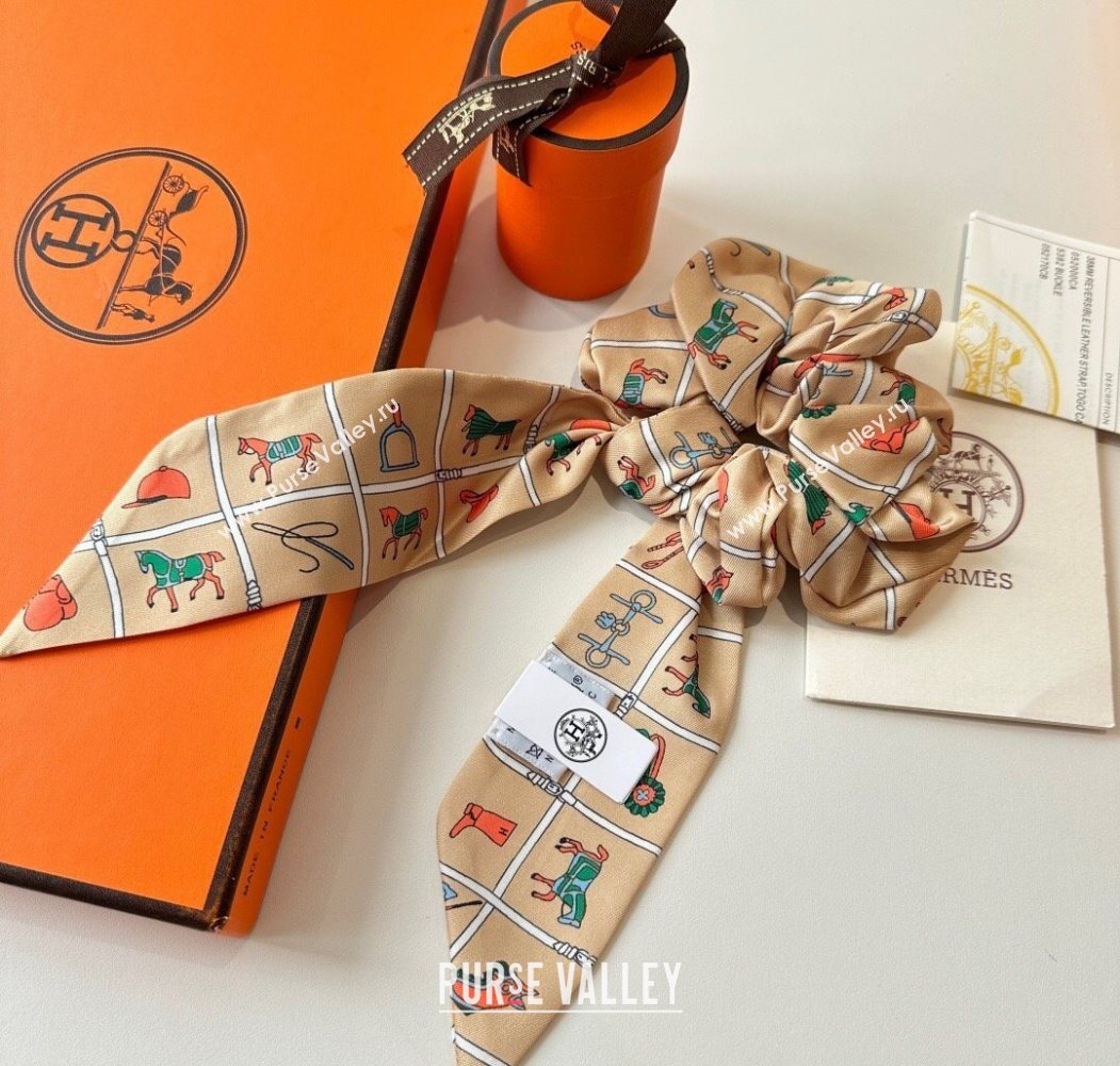 Hermes Horse Twilly Silk Bandeau and Hairring Set Beige 2025 0724 (XMN-250724014)