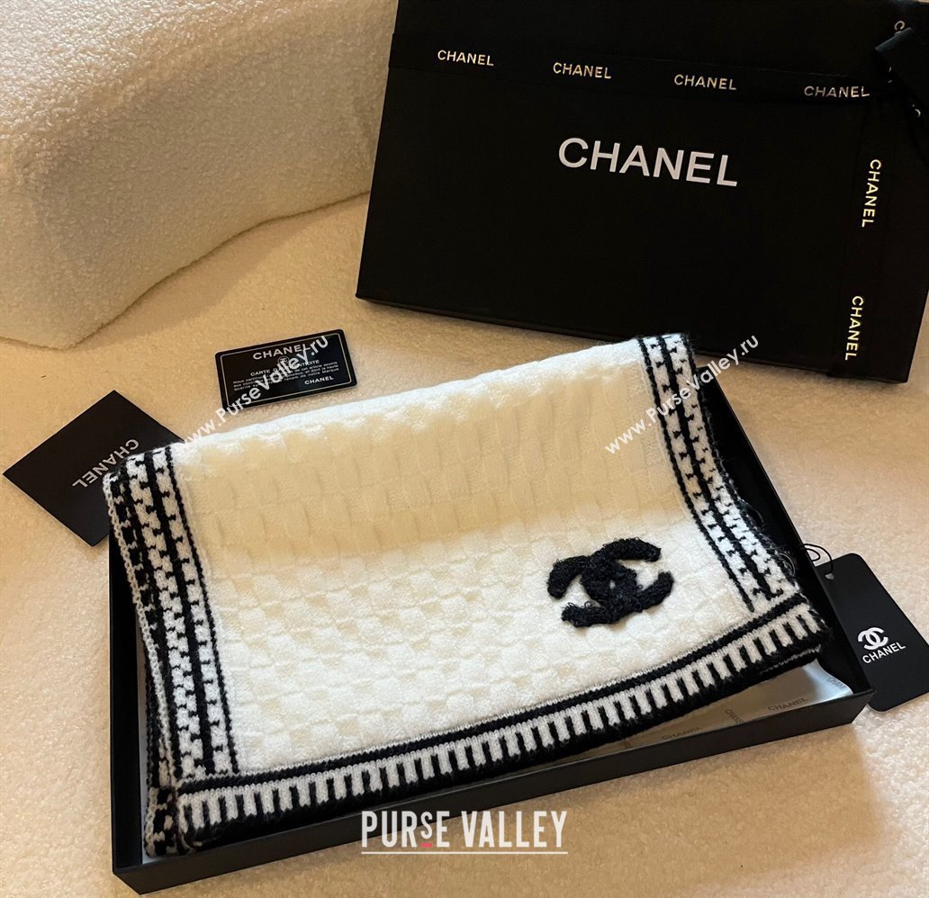 Chanel Knit Long Scarf 30x190cm White 2023 1028 (XMN-231028063)