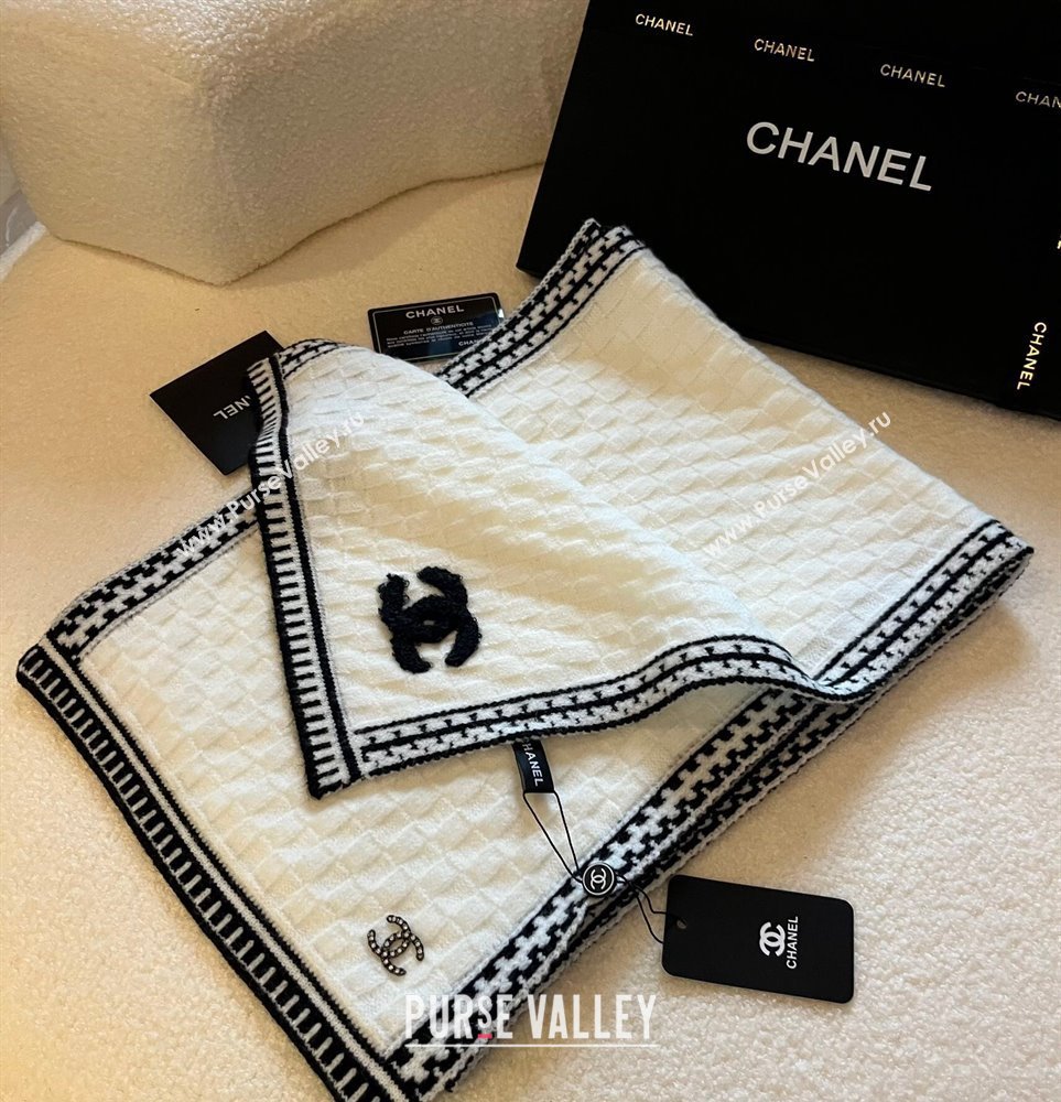 Chanel Knit Long Scarf 30x190cm White 2023 1028 (XMN-231028063)