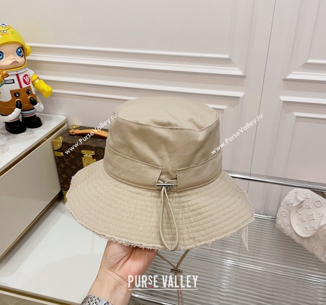 Jacquemus Canvas Bucket Hat with Fringe Beige 2024 0730 (MAO-240730058)