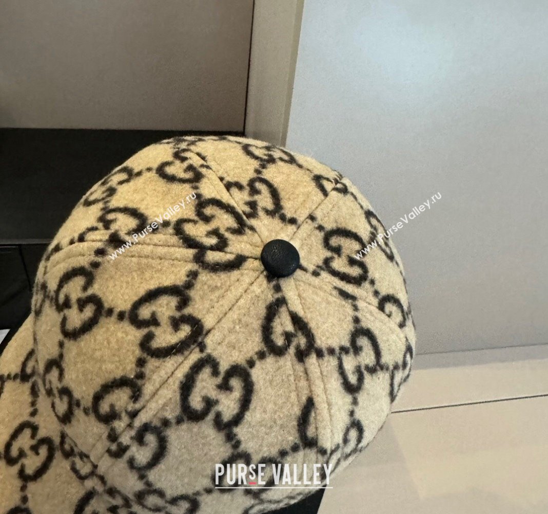 Gucci GG Fleece Fabric Baseball Hat Beige 2024 0913 (XMN-240913067)