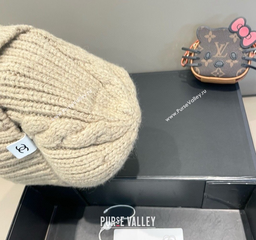 Chanel Knit Hat with Metal-Tone CC Beige 2024 CH091307 (A-240913058)