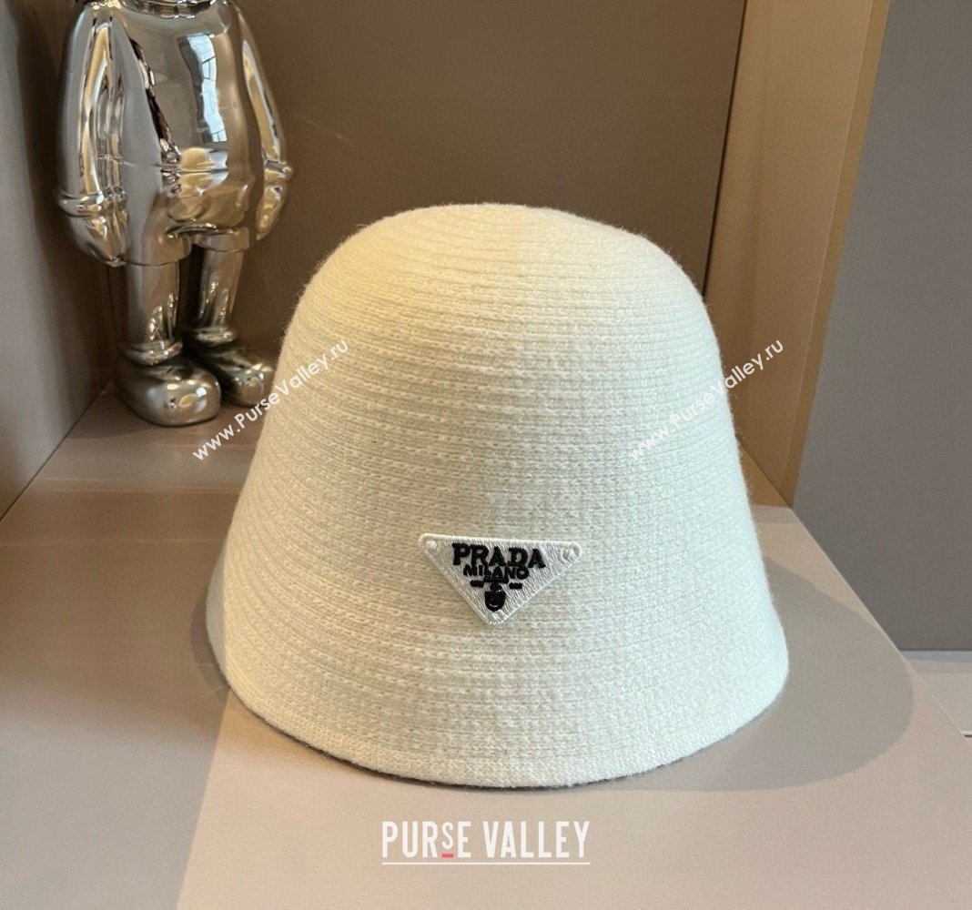 Prada Knit Bucket Hat with Logo and Bow White 2024 1019015 (XMN-241019047)