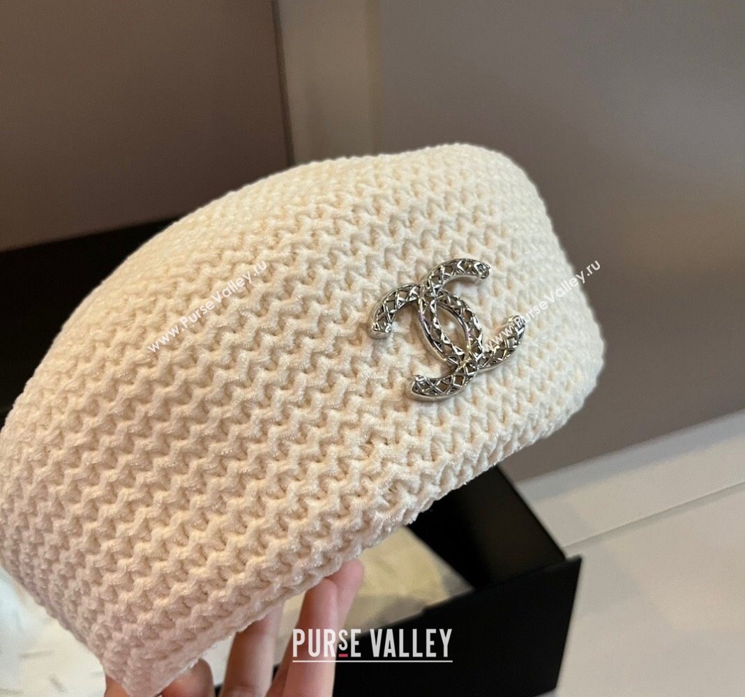 Chanel Knit Beret Hat with Strass CC White 2024 1019017 (XMN-241019052)