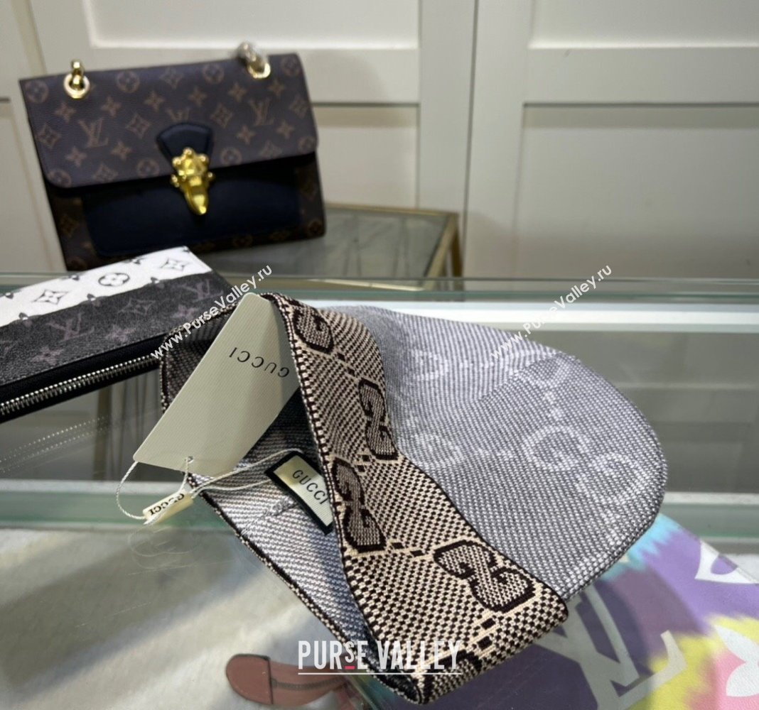 Gucci Knit Hat with Maxi GG Light Grey 2024 1019022 (A-241019070)