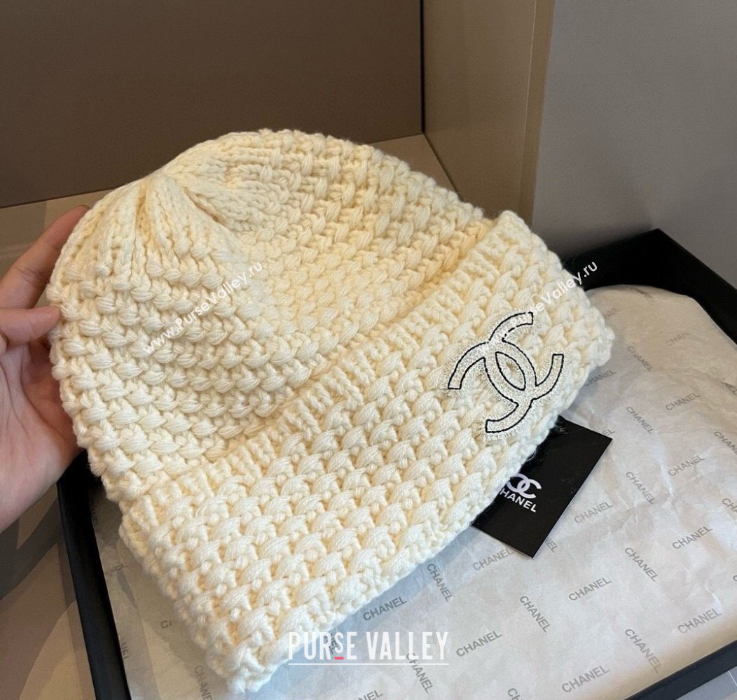 Chanel Knit Hat with CC Patch White 2024 1128 (XMN-241128088)