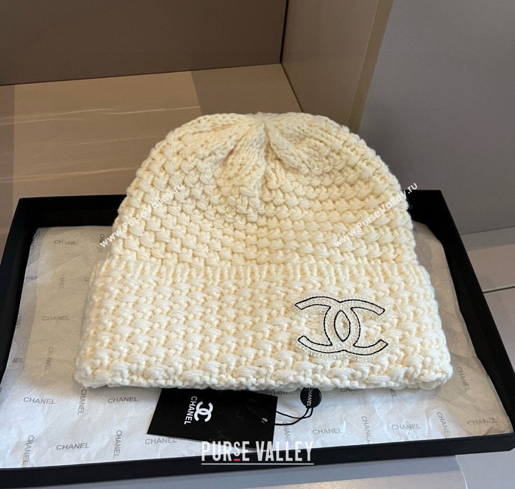 Chanel Knit Hat with CC Patch White 2024 1128 (XMN-241128088)