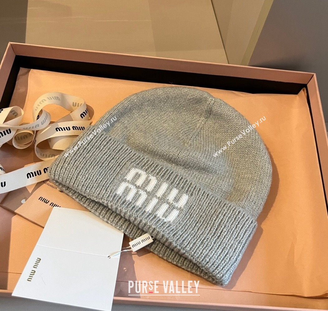 Miu Miu Knit Hat with Logo Grey 2024 1128 (XMN-241128102)