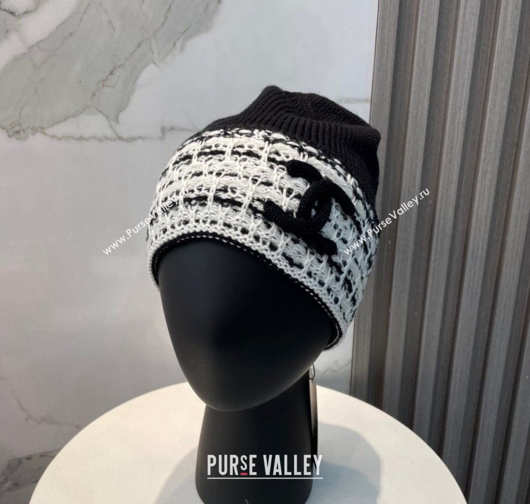 Chanel Knit Hat with Maxi CC Black/White2 2024 1129 (A-241129019)