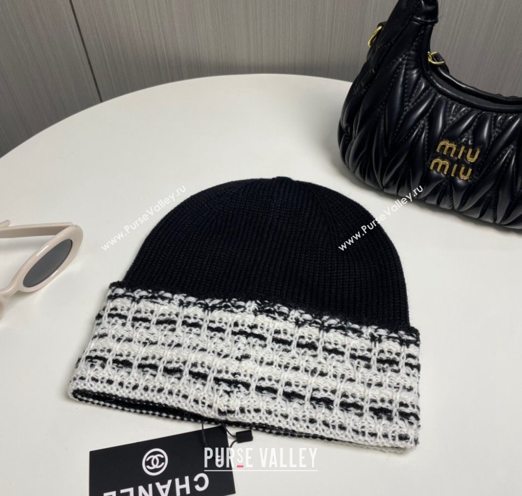 Chanel Knit Hat with Maxi CC Black/White2 2024 1129 (A-241129019)