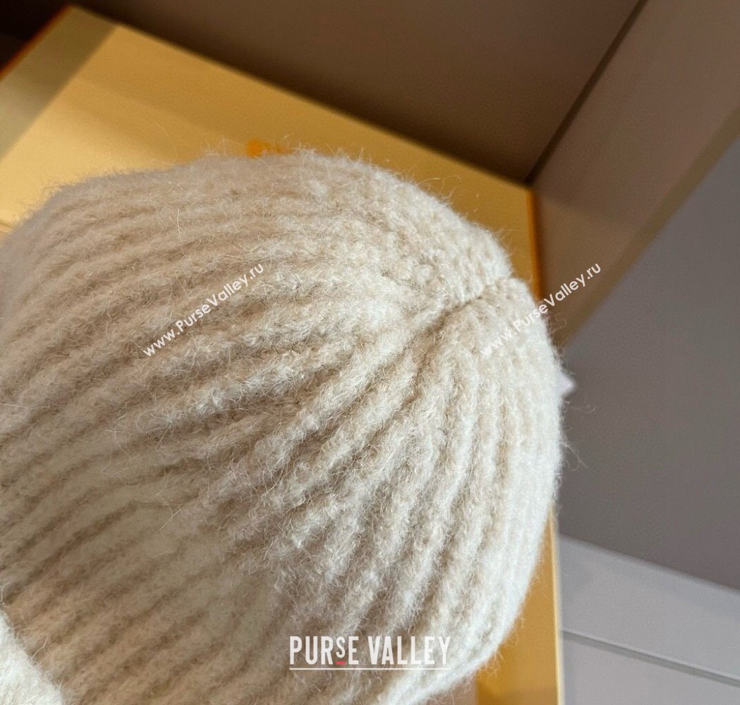 Louis Vuitton Knit Hat with Logo Patch White 2025 0114 (XMN-250114100)