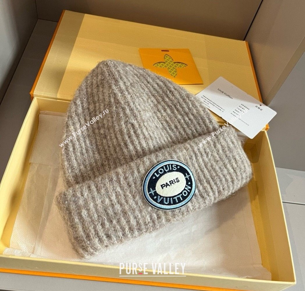 Louis Vuitton Knit Hat with Logo Patch Grey 2025 0114 (XMN-250114103)