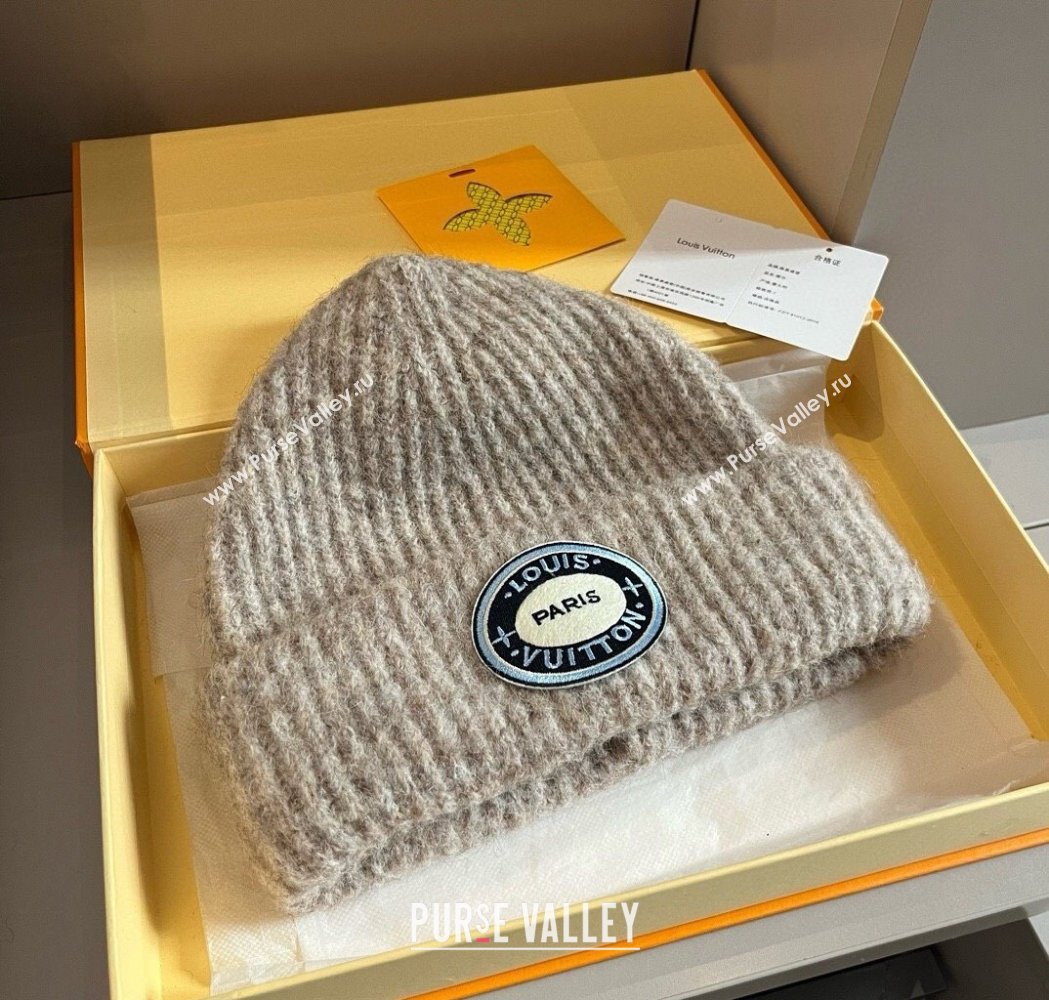 Louis Vuitton Knit Hat with Logo Patch Grey 2025 0114 (XMN-250114103)