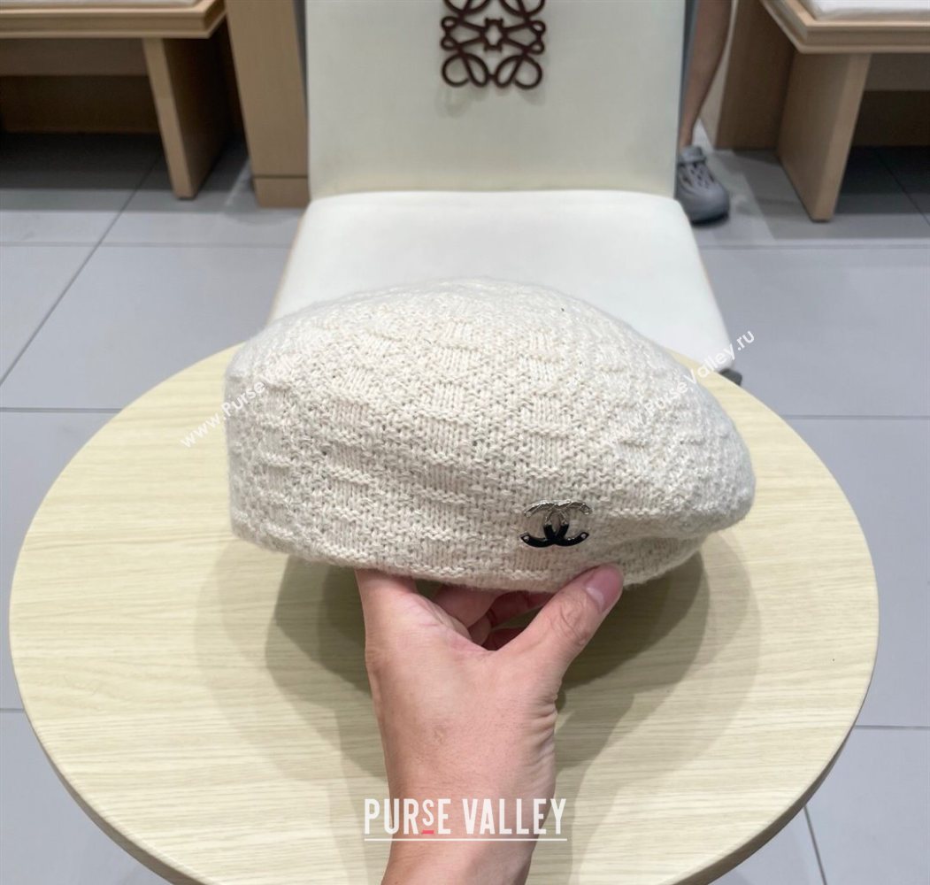 Chanel CC Knit Beret Hat White 2025 0724 (SHI-250724054)