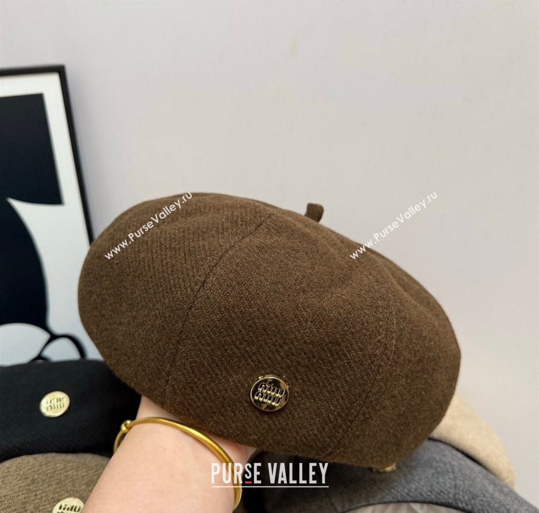 Miu Miu Patch Beret Hat Brown 2025 0724 (SHI-250724062)