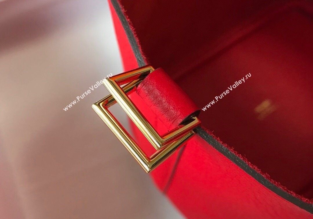 Hermes Picotin Lock Bag 18cm/22cm in Togo Calfskin Red/Gold 2023 11287 (FL-231128066)