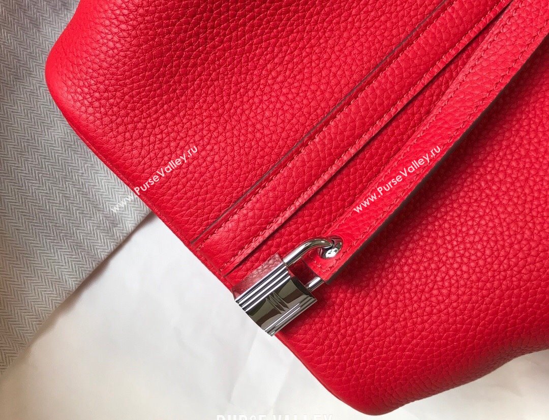 Hermes Picotin Lock Bag 18cm/22cm in Togo Calfskin Red/Silver 2023 11287 (FL-231128067)