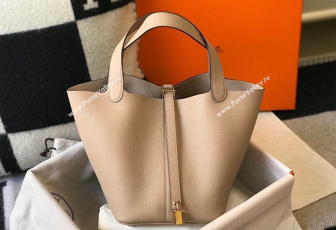 Hermes Picotin Lock Bag 18cm/22cm in Togo Calfskin Coat Grey/Gold 2023 11287 (FL-231128069)