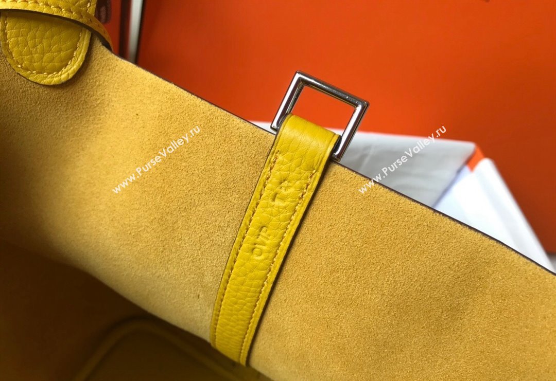 Hermes Picotin Lock Bag 18cm/22cm in Togo Calfskin Amber Yellow/Silver 2023 11287 (FL-231128072)