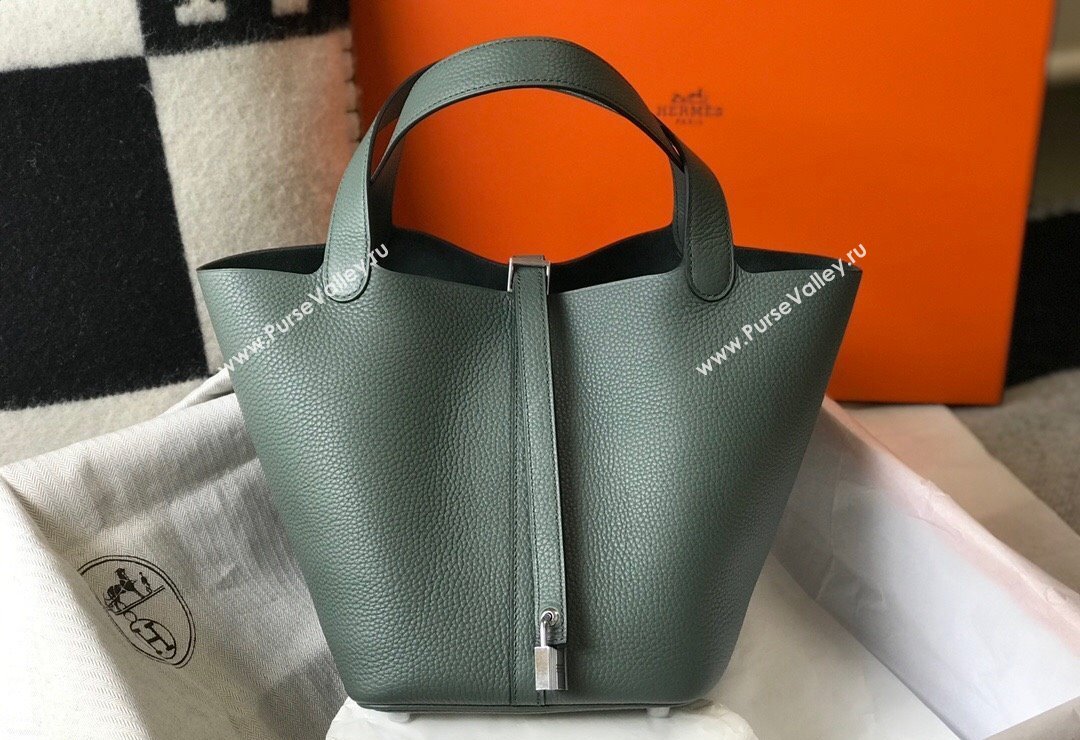 Hermes Picotin Lock Bag 18cm/22cm in Togo Calfskin Almond Green/Silver 2023 11287 (FL-231128075)