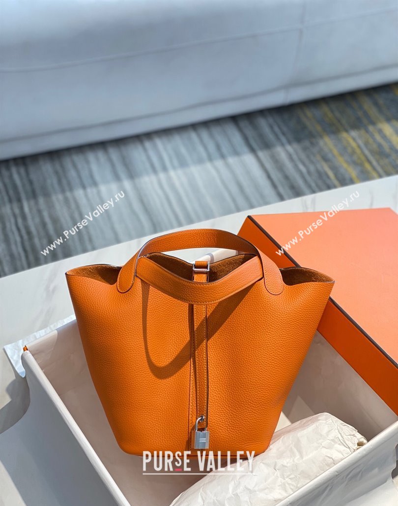 Hermes Picotin Lock Bag 18cm/22cm in Togo Calfskin Orange/Silver 2023 11287 (FL-231128076)