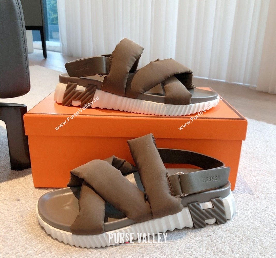 Hermes Electric Sandals in Technical Fabric Khaki 2024 (MD-240326102)