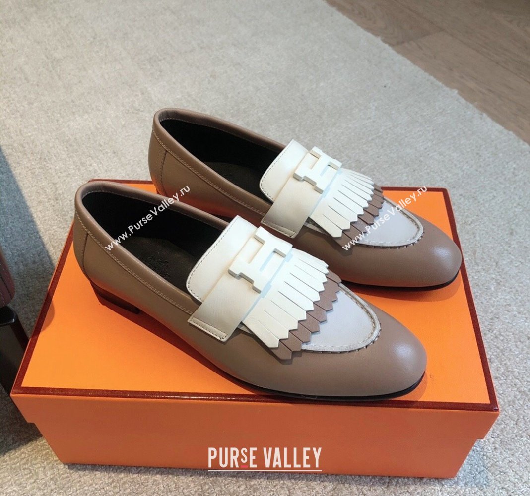 Hermes Royal Loafers in Calfskin with Fringe Grey/White 2024 0425 (XC-240425204)