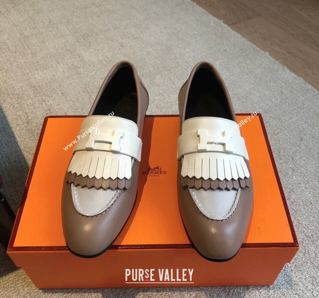 Hermes Royal Loafers in Calfskin with Fringe Grey/White 2024 0425 (XC-240425204)