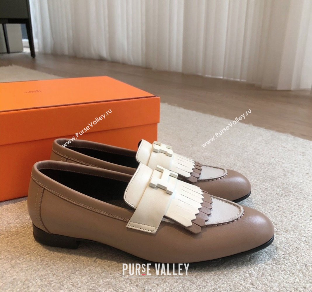 Hermes Royal Loafers in Calfskin with Fringe Grey/White 2024 0425 (XC-240425204)