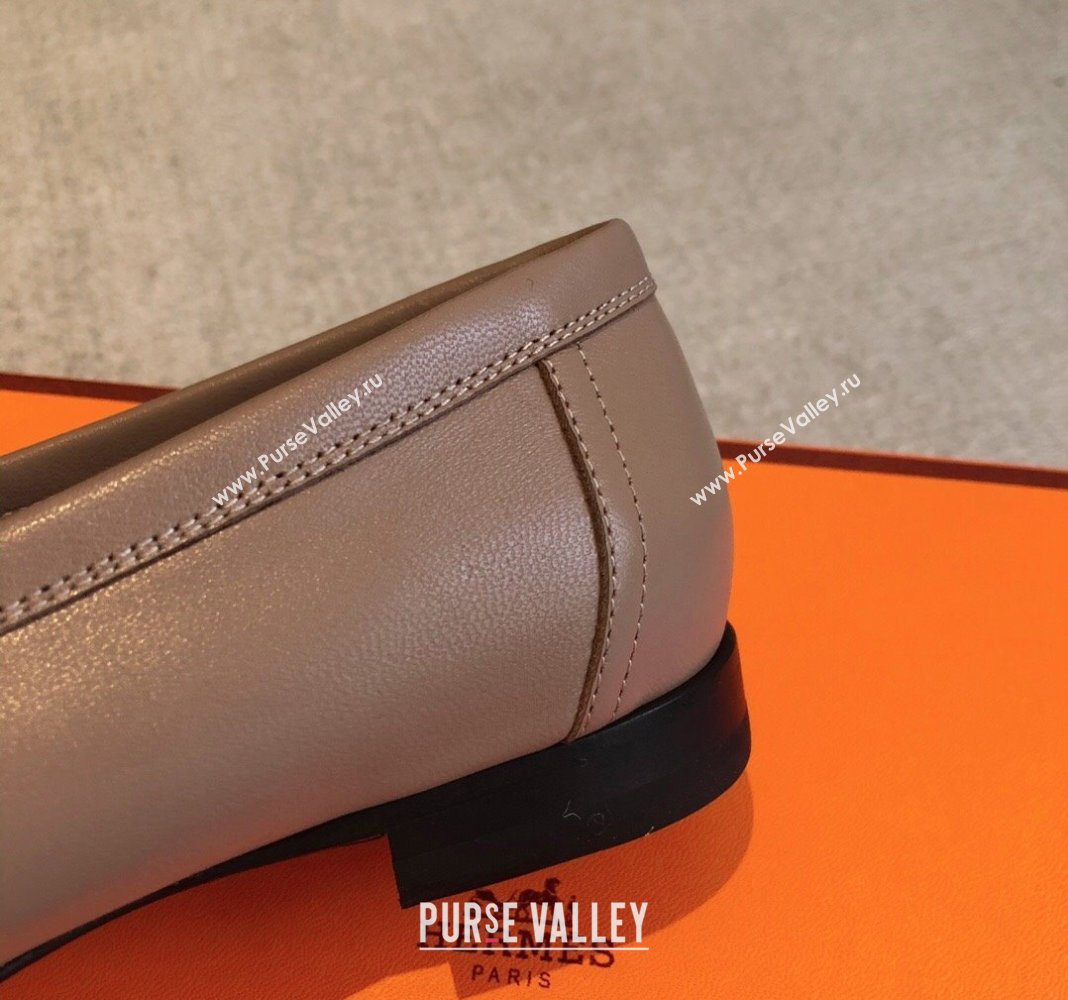 Hermes Royal Loafers in Calfskin with Fringe Grey/White 2024 0425 (XC-240425204)