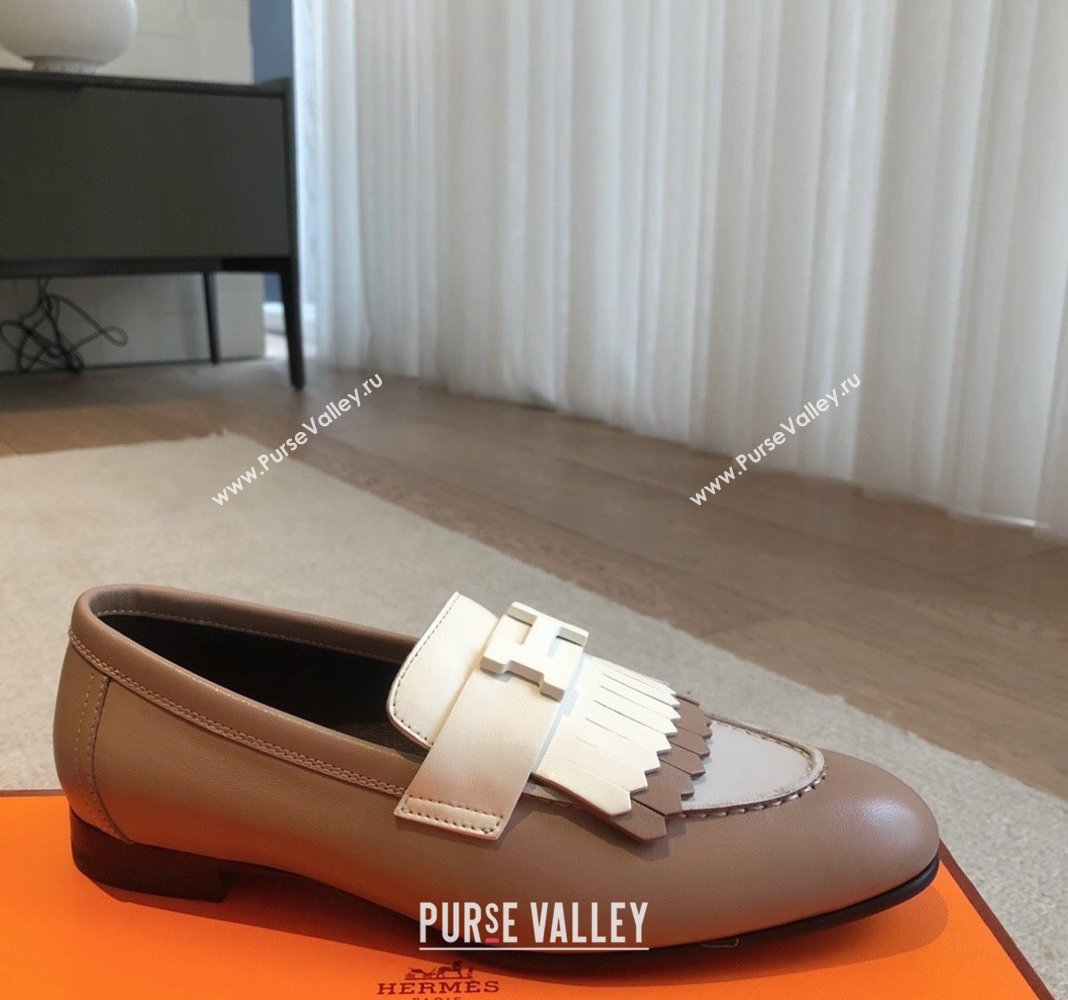 Hermes Royal Loafers in Calfskin with Fringe Grey/White 2024 0425 (XC-240425204)