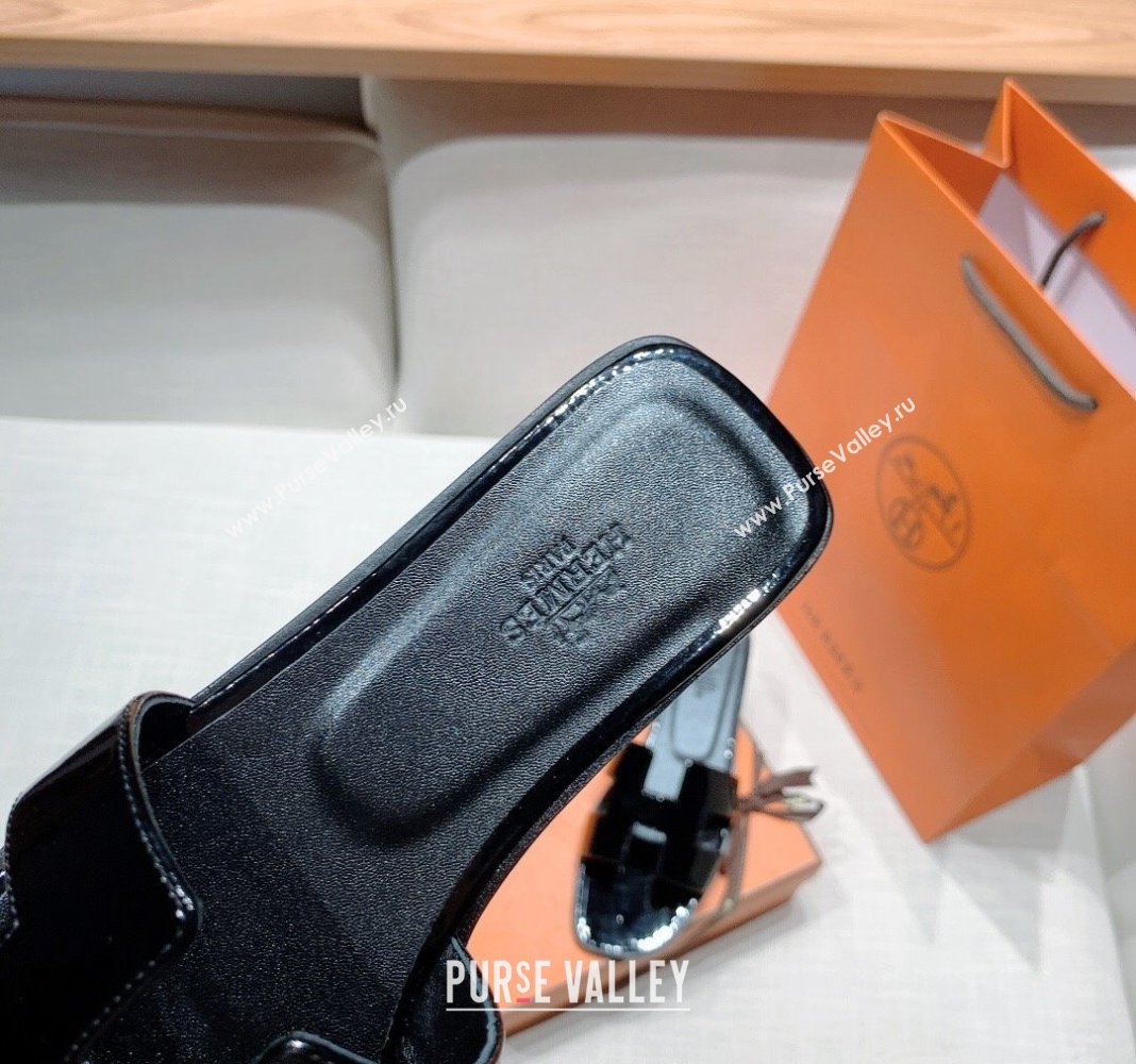 Hermes Oran Flat Slide Sandals in Patent Calfskin Black 2024 0426 (MD-240426014)