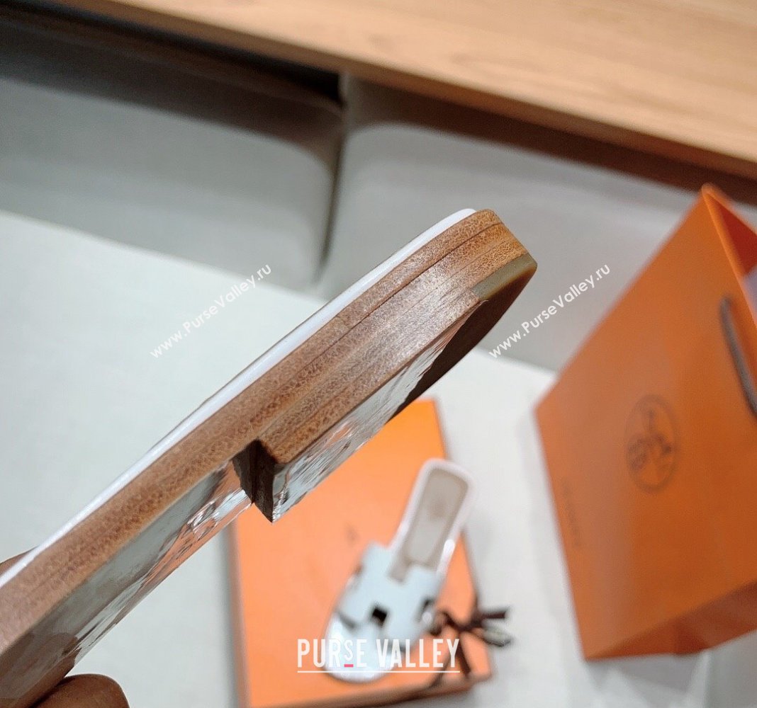 Hermes Oran Flat Slide Sandals in Patent Calfskin White 2024 0426 (MD-240426018)