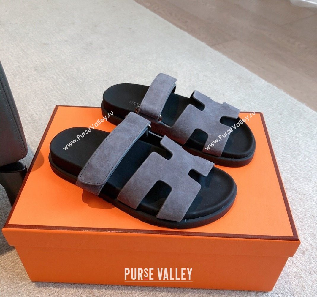 Hermes Chypre Flat Sandals in Suede Grey 2024 042503 (XC-240425150)