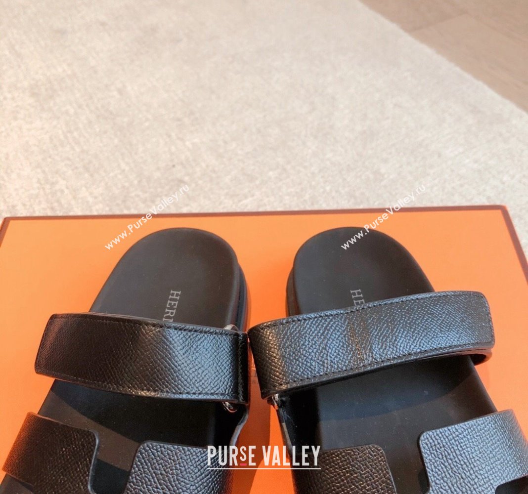 Hermes Chypre Flat Sandals in Palm-Grained Calfskin Black/Silver 2024 04250 (XC-240425165)