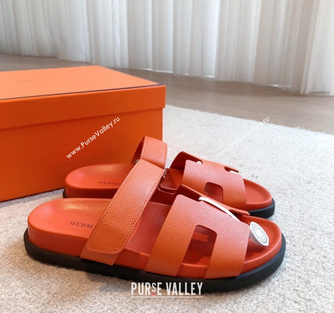 Hermes Chypre Flat Sandals in Palm-Grained Calfskin Orange 2024 04250 (XC-240425170)