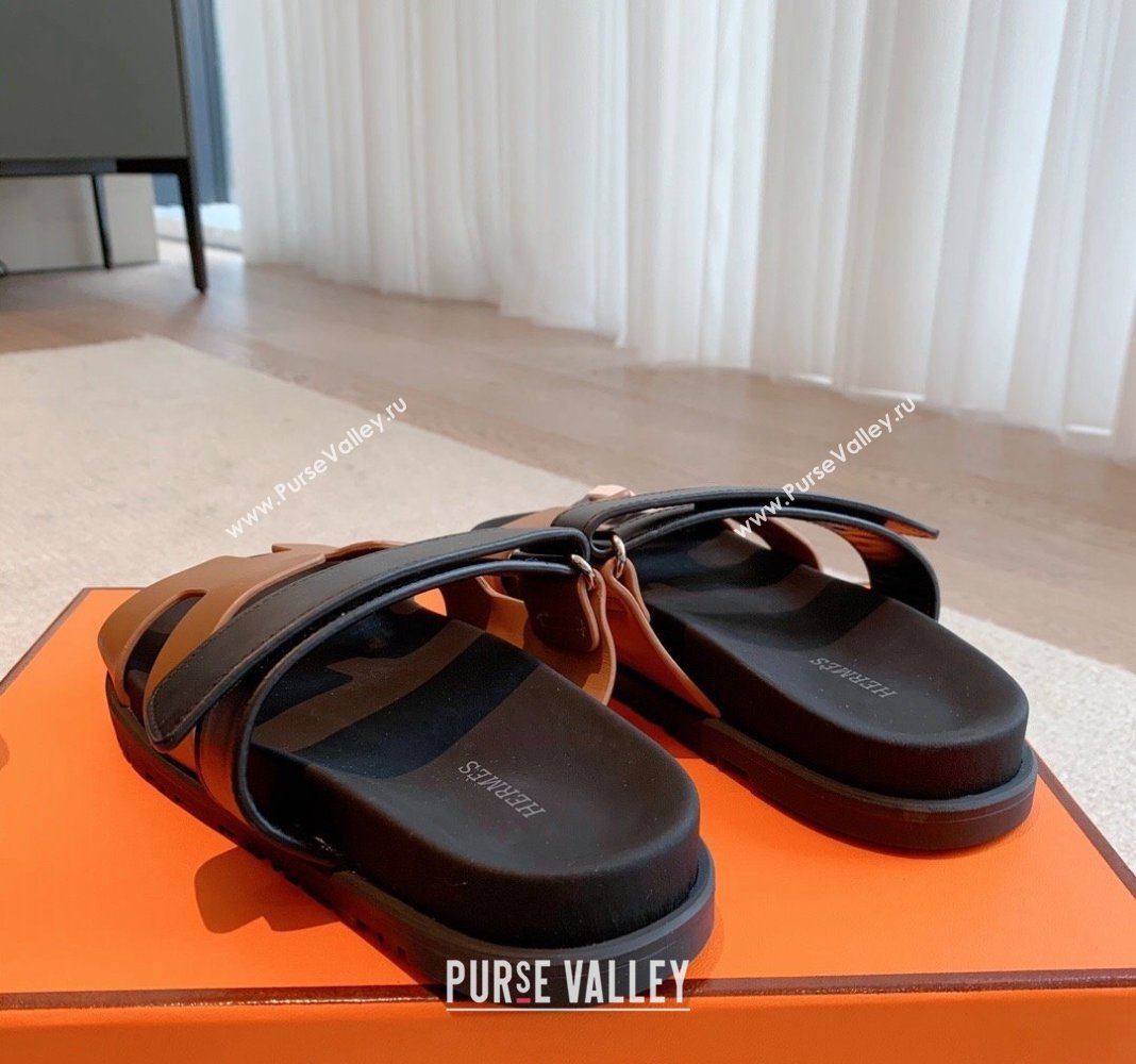Hermes Chypre Flat Sandals in Smooth Calfskin Brown/Black 2024 0425 (XC-240425172)