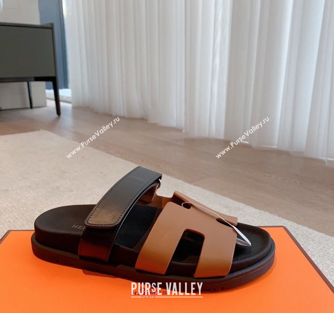 Hermes Chypre Flat Sandals in Smooth Calfskin Brown/Black 2024 0425 (XC-240425172)