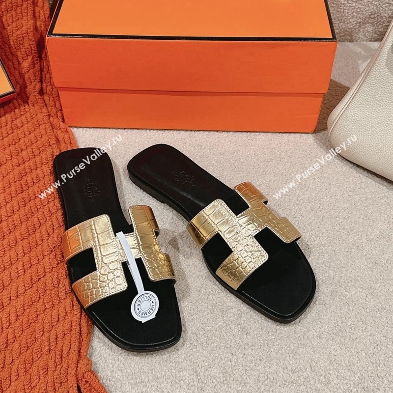 Hermes Classic Oran Flat Slide Sandals in Crocodile Embossed Leather Gold 2024 0703 (MD-240703001)