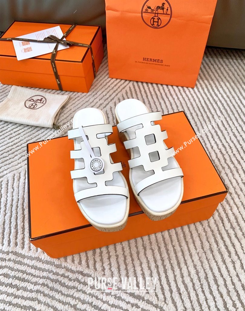 Hermes Isabella 30 Platform Slides Sandal in Calfskin White 2024 (MD-240703056)