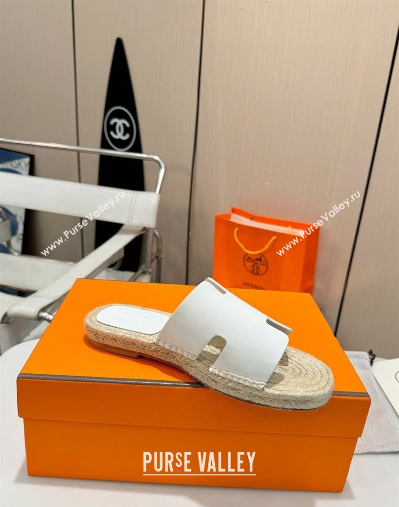 Hermes Izmir Espadrille Flat Slides Sandal in Smooth Calfskin White 2024 0815 (MD-240815070)