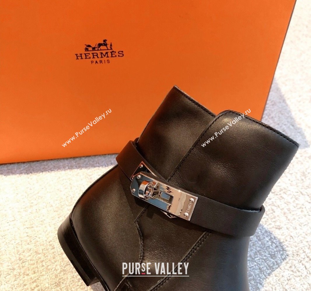 Hermes Fortune Ankle Flat Boots in Calfskin with Kelly Buckle Black 2024  (XC-240907036)